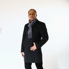 поэт, композитор, певец